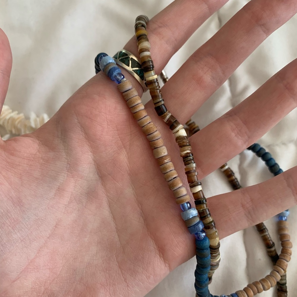 puka shell - Picture 3 of 3